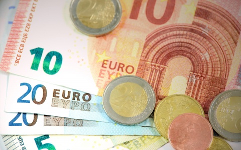 Tax Freedom Day Geldscheine Euros