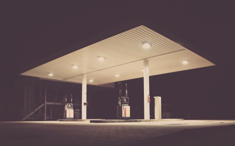 Tankstelle als Symbolbild für steigende Benzinpreise