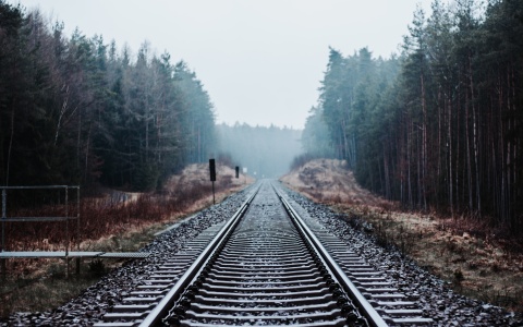 Schienen als Symbolbild für Streik bei der Bahn
