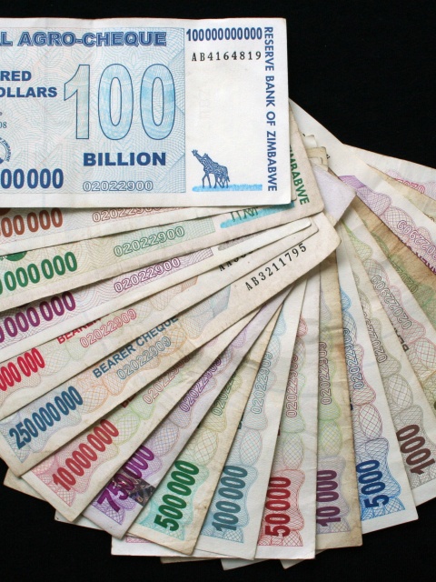 Banknoten aus Zimbabwe